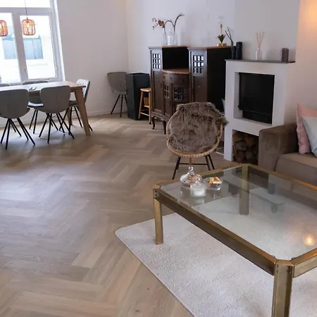 Huis Juliana بيت للعطل إغموند آن زي